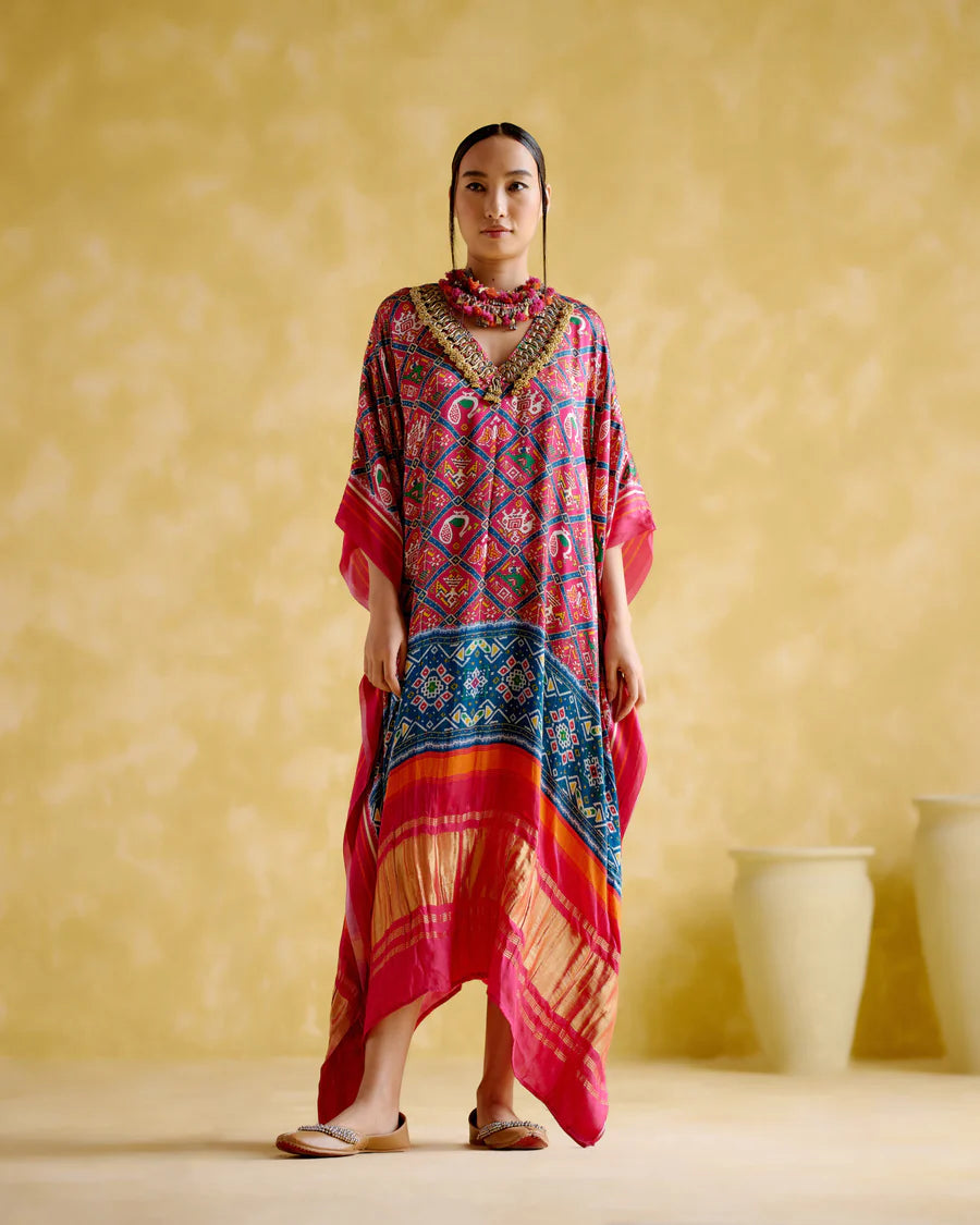 Advaita Fushia (Kaftan)