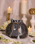Leander Grey (Potli)