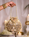 Flora (Potli)