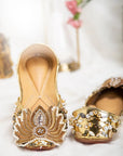 Golden Lotus (Jutti)