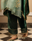 ARUSHI MEHRA IN MEHFIL GREEN SILK VELVET HANDCRAFTED KURTA SET