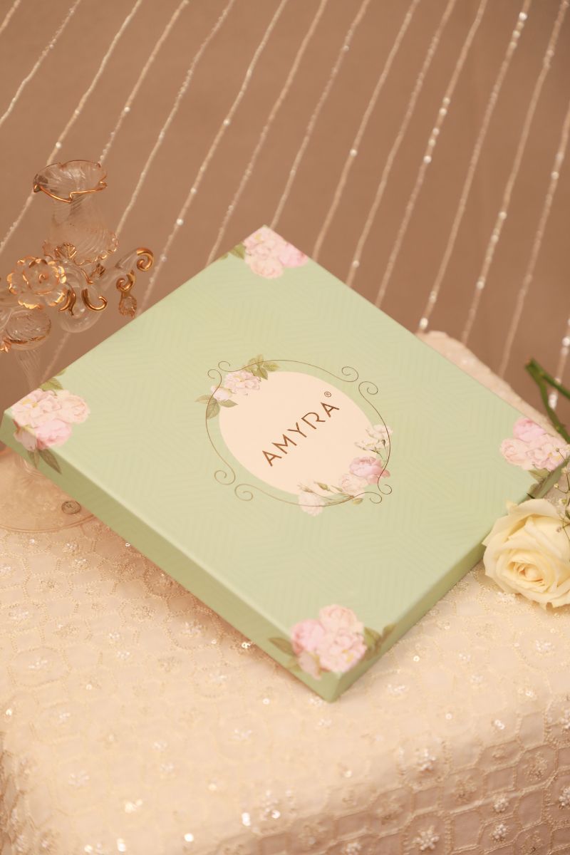 Amer Set of 10 Wedding Favor Potlis