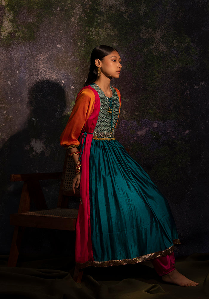 Maya Multi Embroiderd Kurta