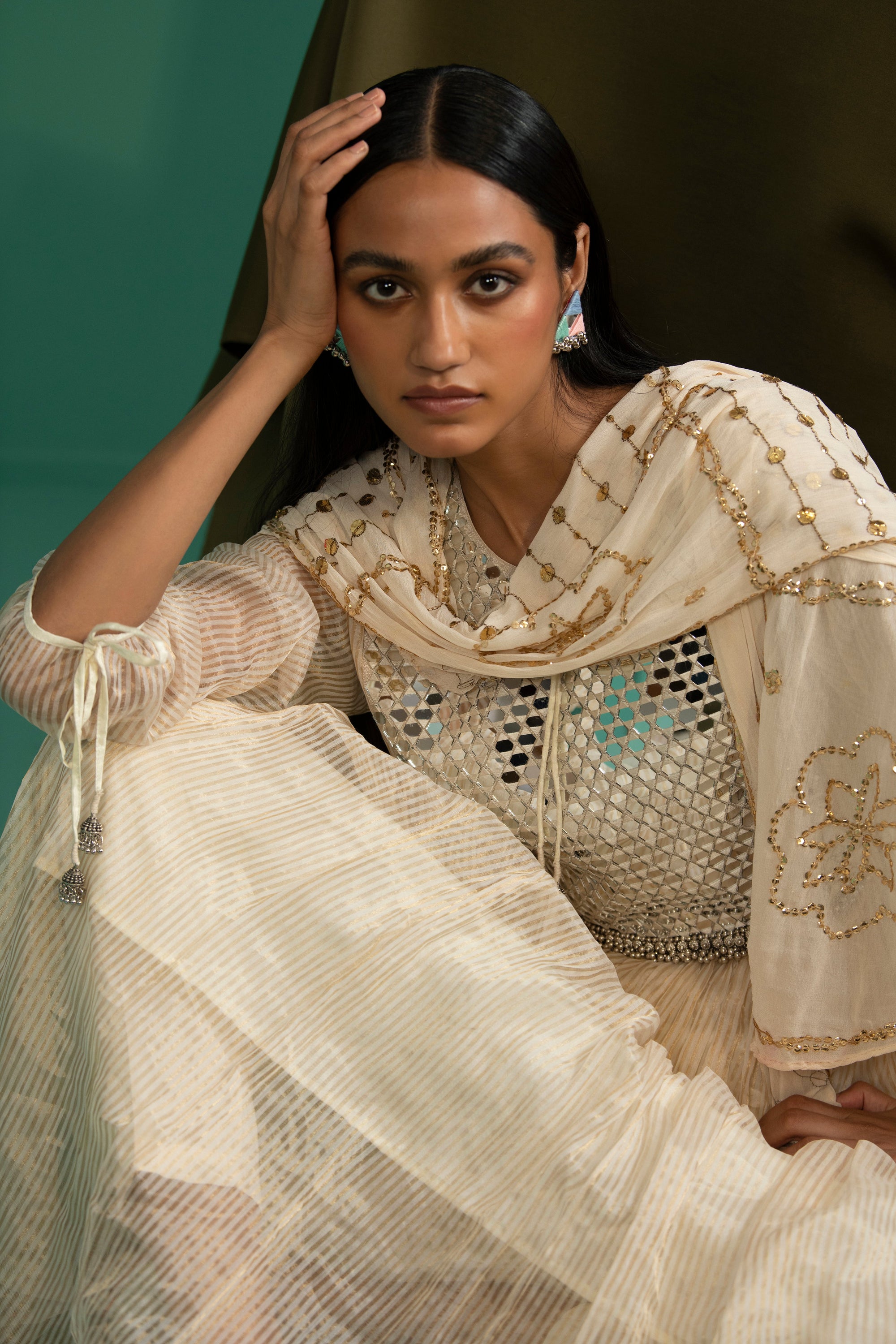 Gopika Off White (Kurta Set)