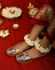 Gold Peacock Jutti and potli combo set