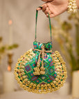 Avika (Potli)