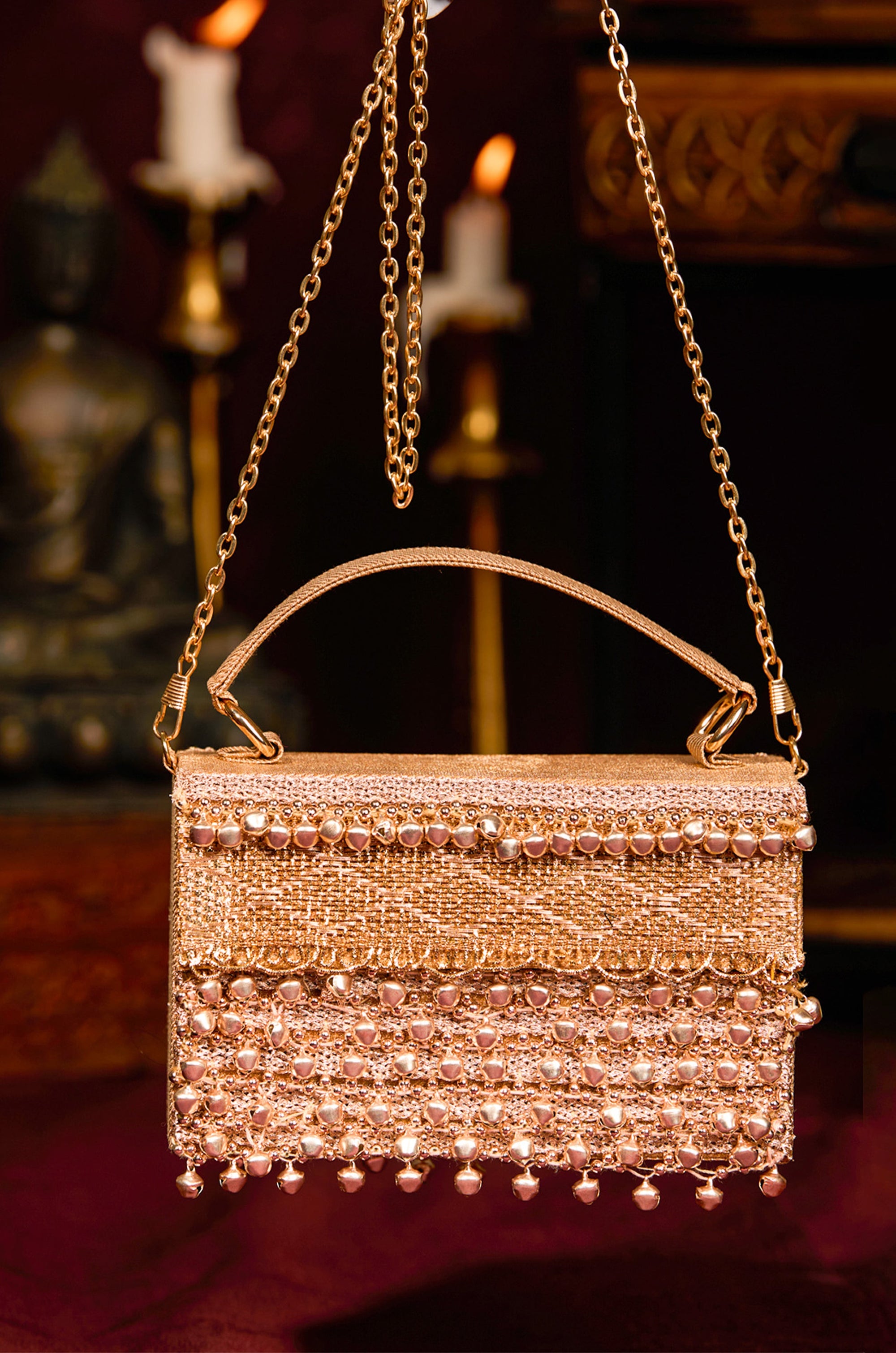 Avika (Clutch)