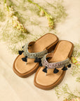 Aavya Black (Slider)