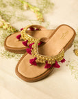 Aavya Maroon (Slider)