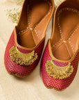 Aashvi Red (Jutti)