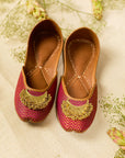 Aashvi Red (Jutti)