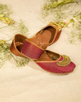 Aashvi Red (Jutti)