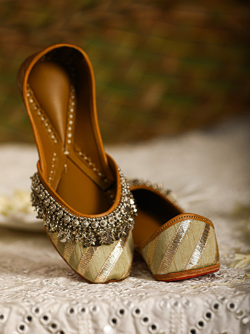 Devaka Gold (Jutti)