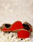 Dhiya (Jutti)