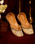 Ivory (Jutti)
