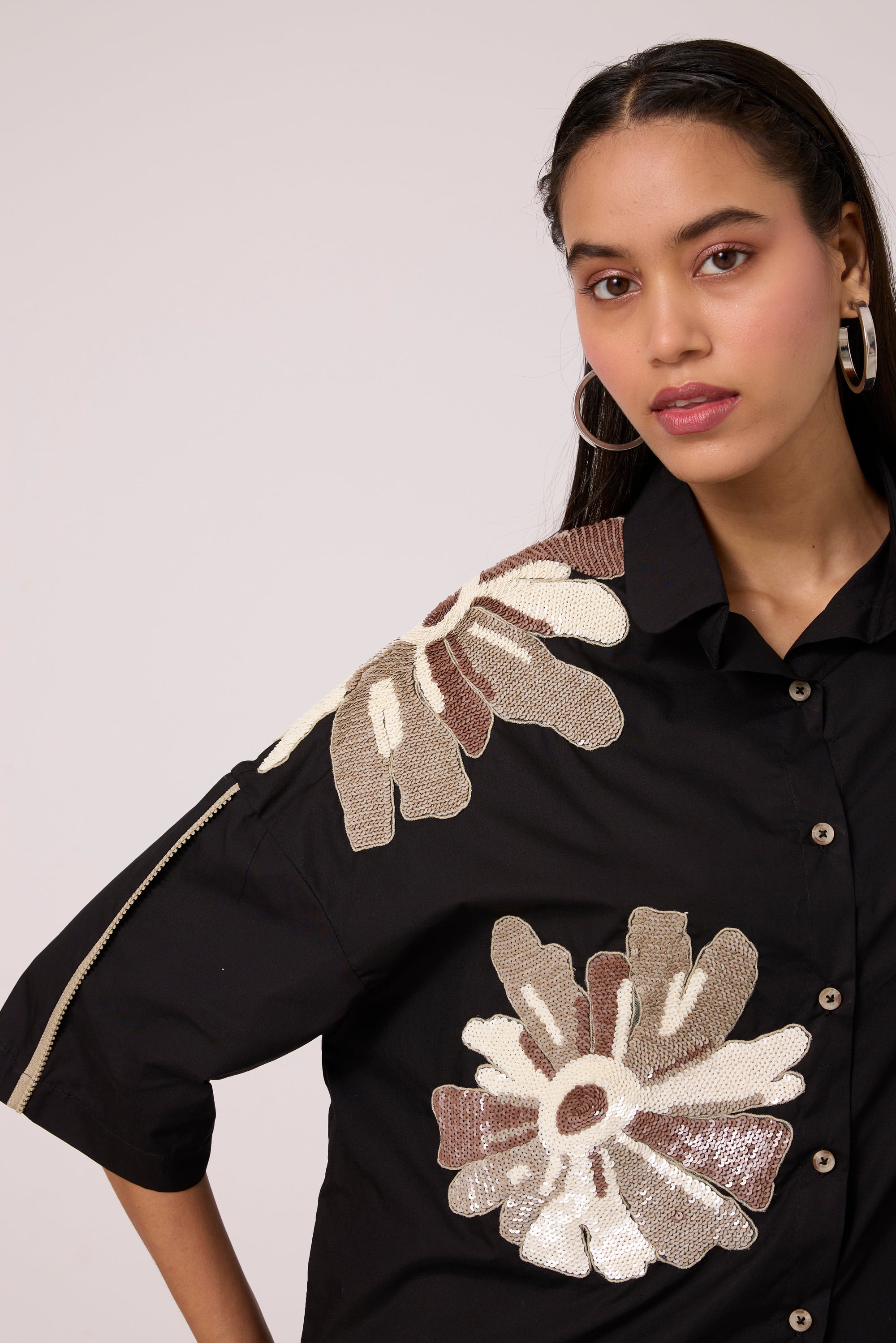 Leo Applique Shirt
