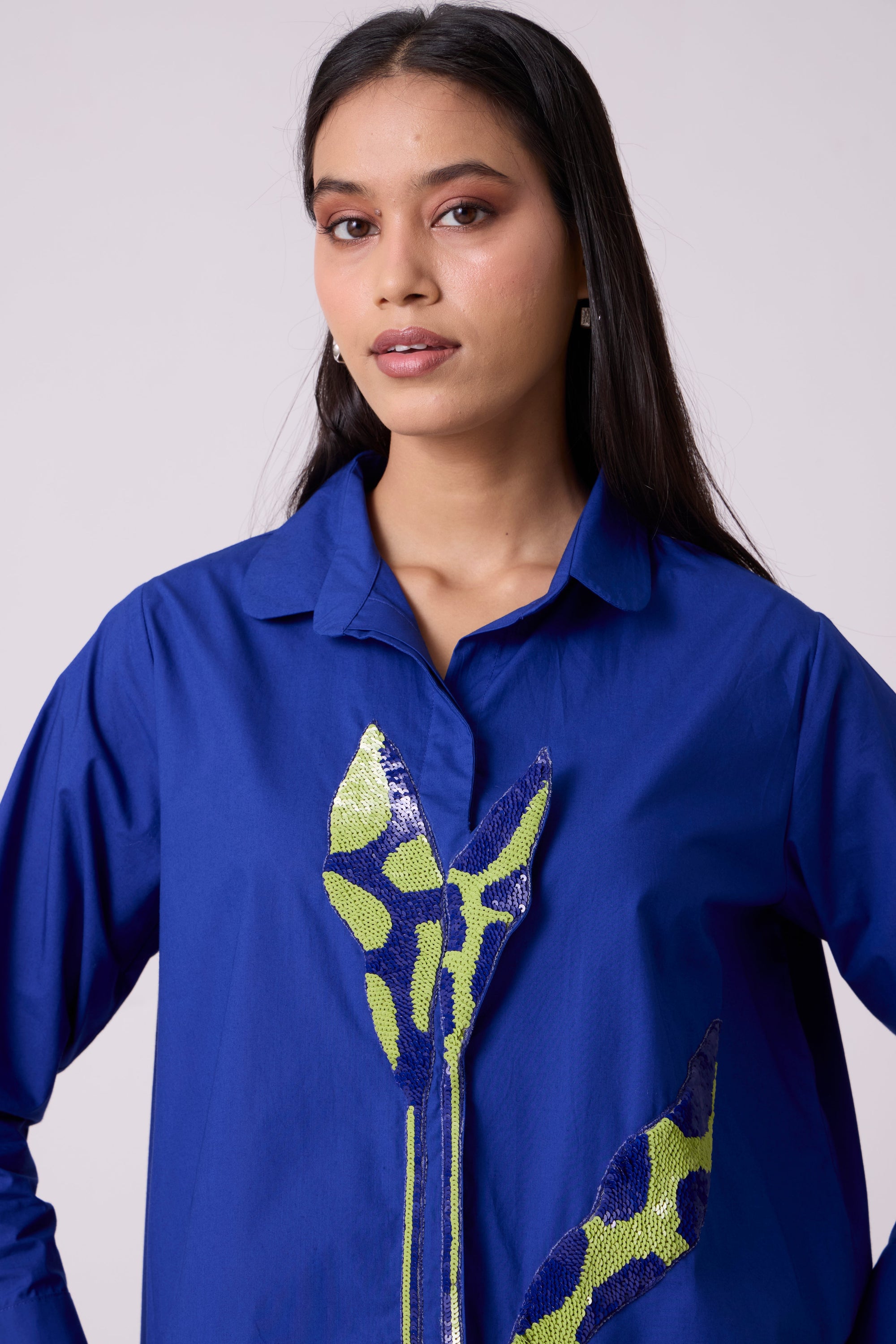 Willow applique Shirt