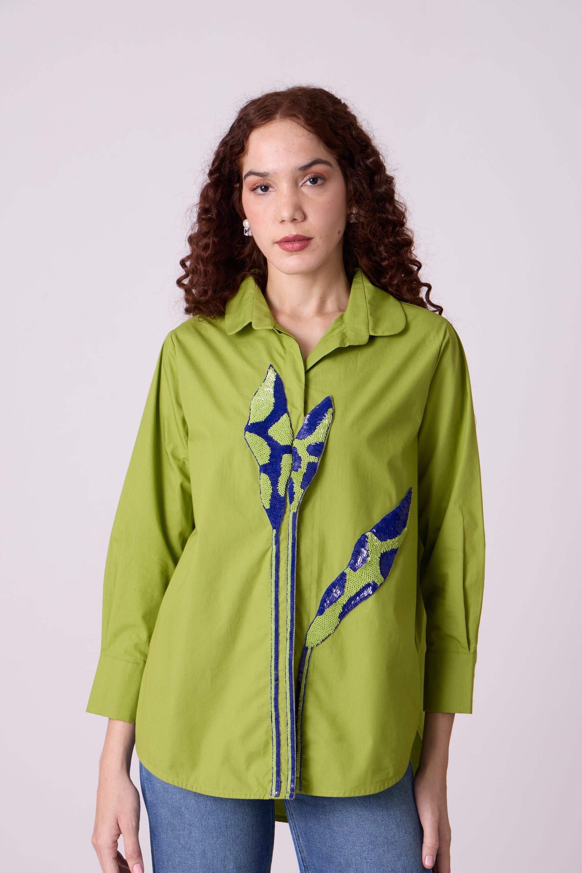 Willow applique Shirt