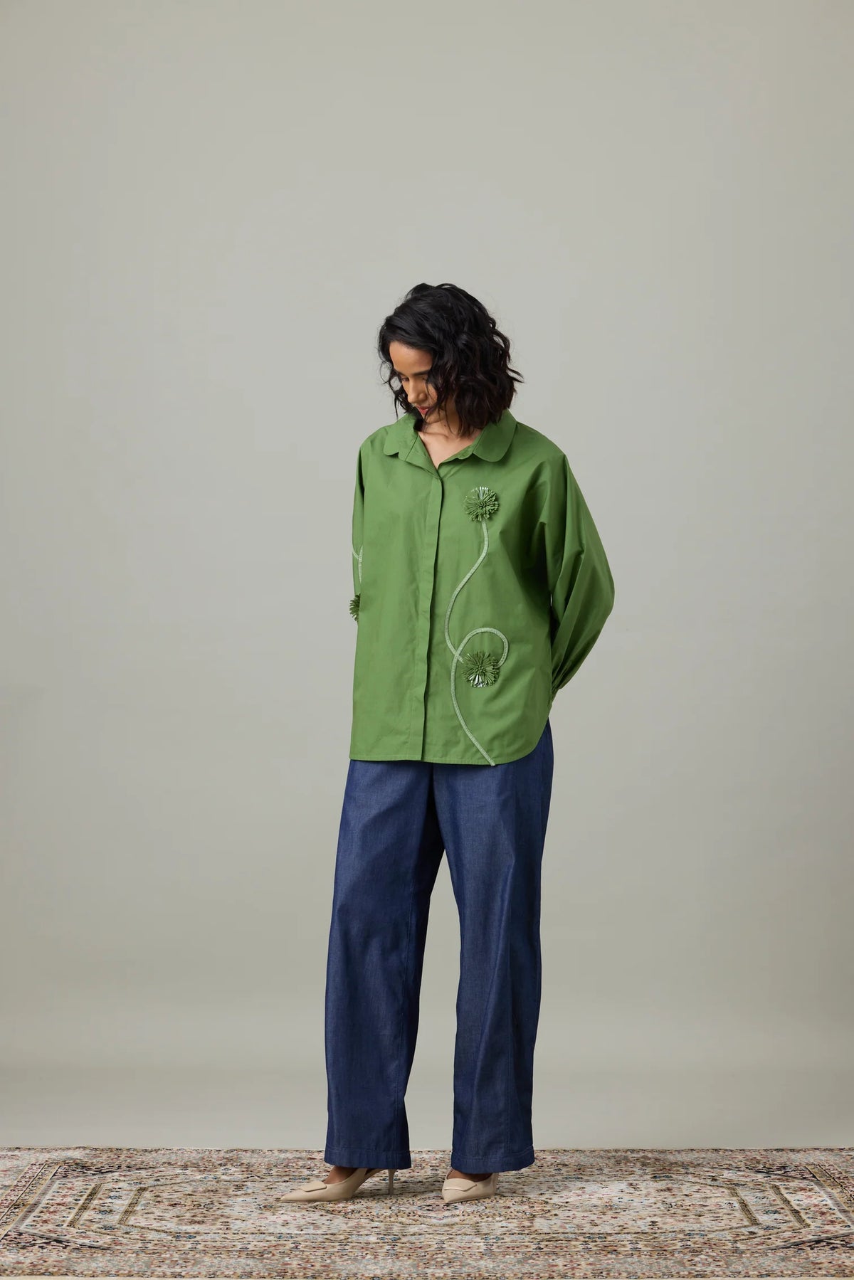 Gemma Applique Shirt In Moss Green