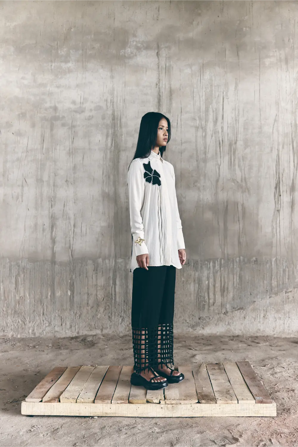 Outline Pants