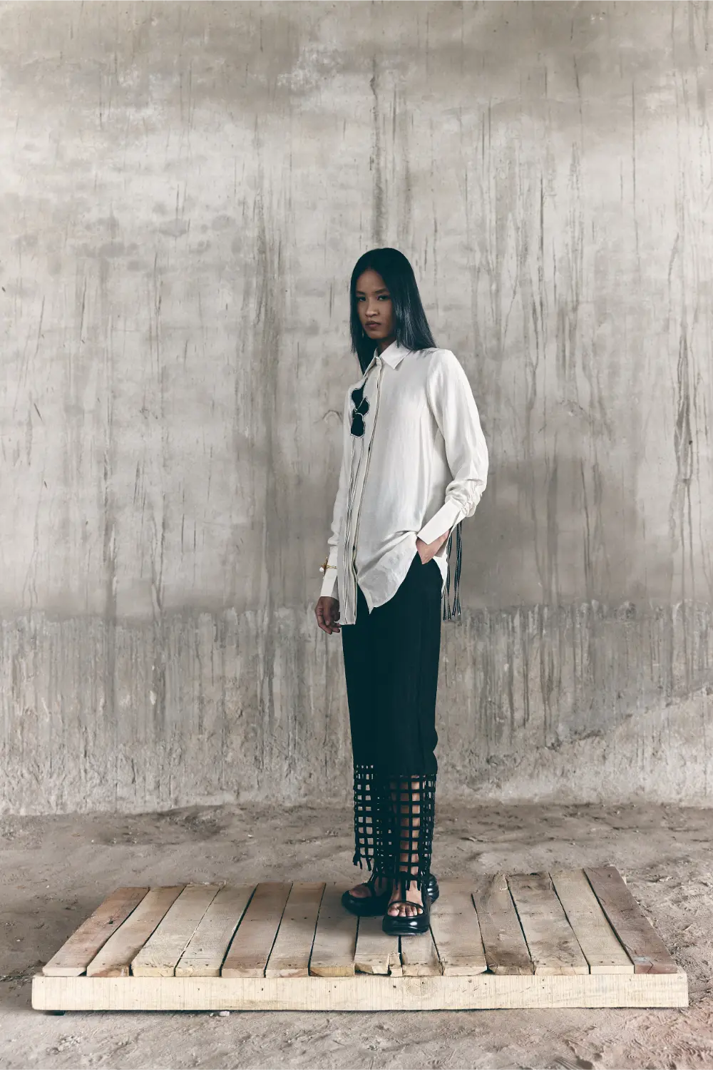 Outline Pants