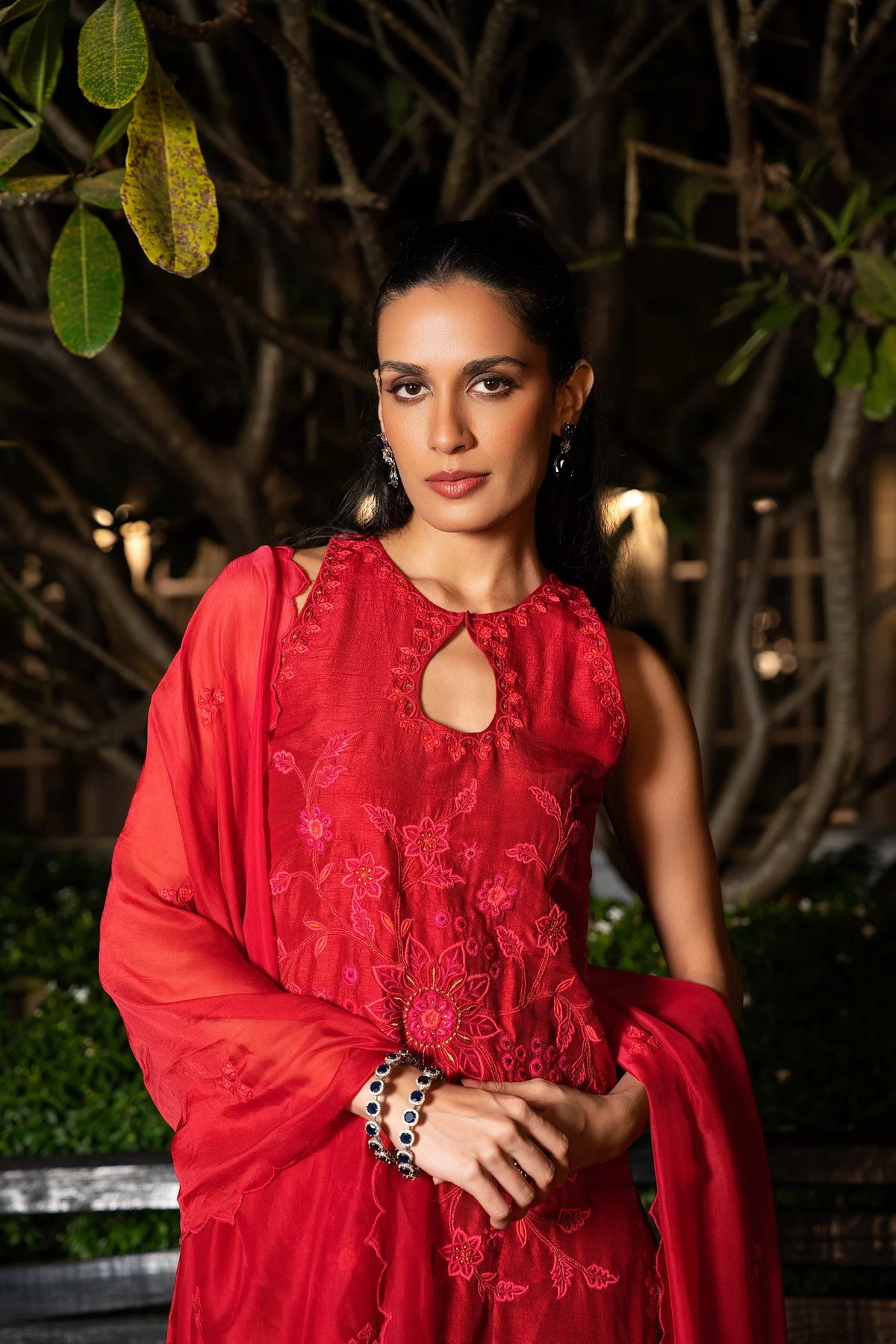 Scarlet Red sleeveless short kurta set
