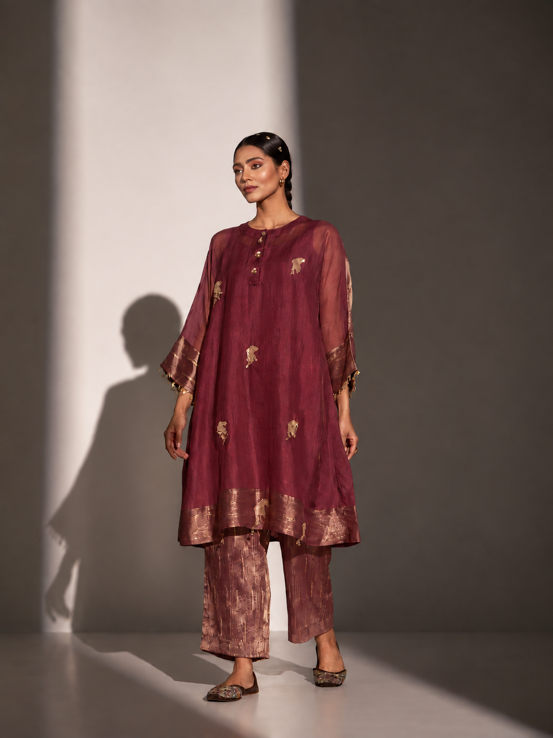 Parinda Kurta Set In Red