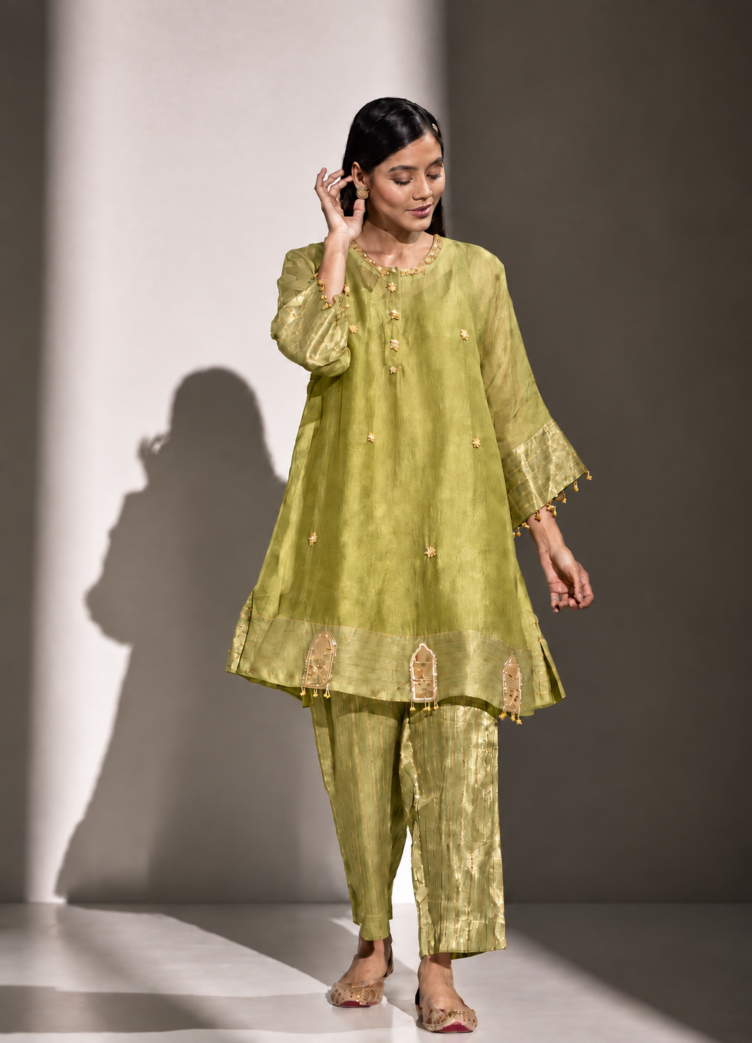 Jharokha Set In Lime Green