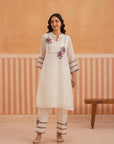 Ivory kurta set with floral embroidery