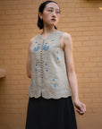 The Mis-seen Top