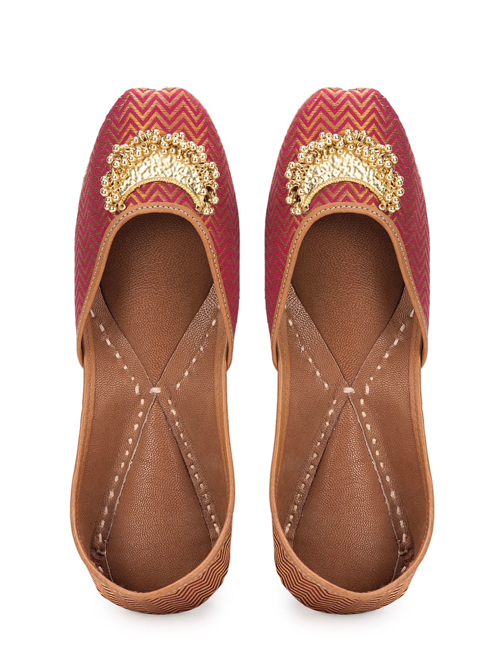 Aashvi Red (Jutti)
