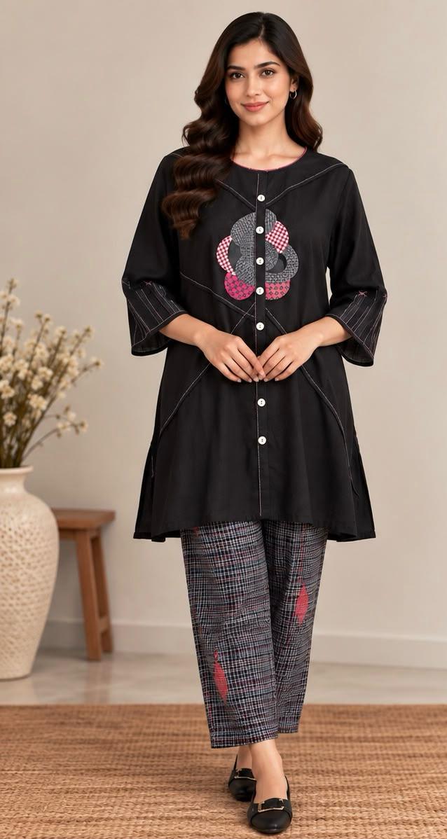 Beadwork Top With Pants In Black