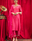 ANISHA SETHI IN RANI PINK SILK CHANDERI HANDCRAFTED KURTA SET