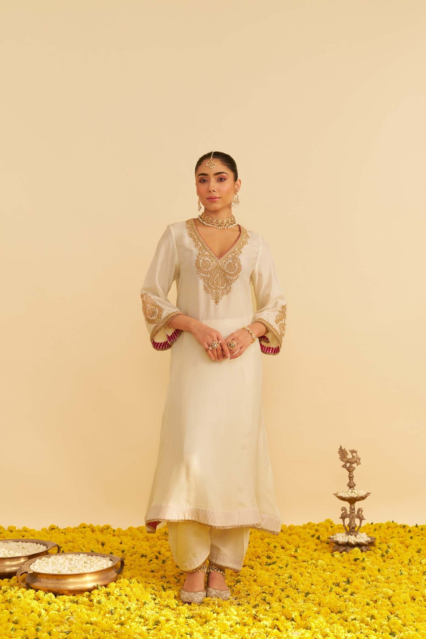 Haayat Kurta Set